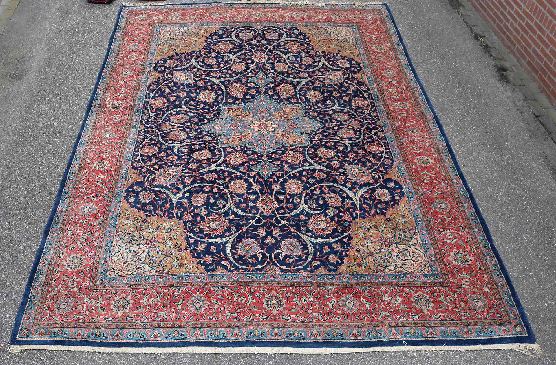 Zeer groot Perzisch kleed, 274 x 387 cm.