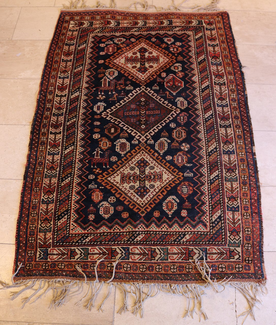 Handgeknoopt Perzisch tapijt, 161 x 110 cm.