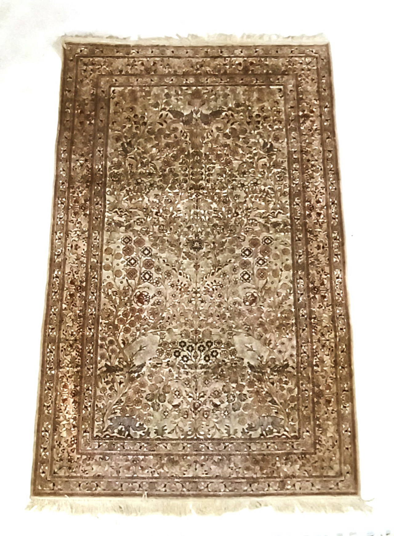Perzisch tapijt (zijde), 160 x 95 cm.