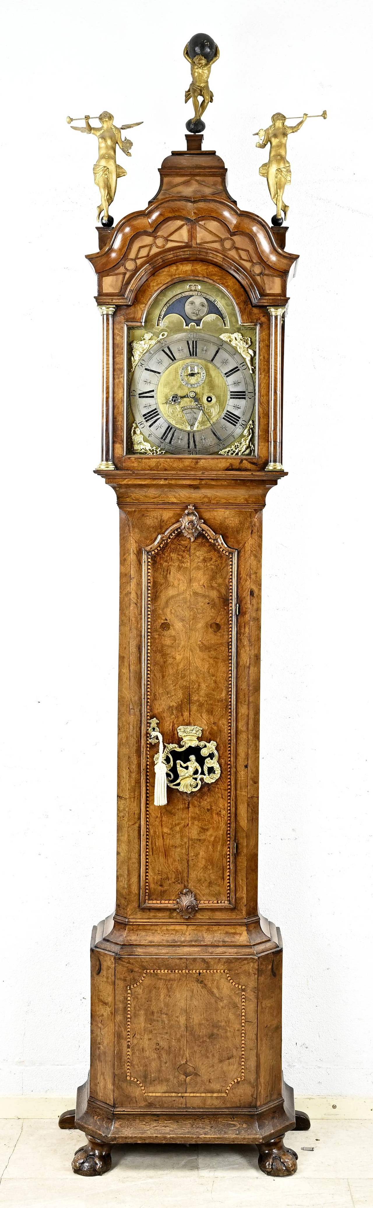 Engels staand horloge, H 270 cm.